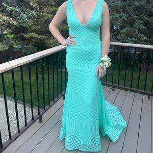 Beautiful seafoam green colored prom or homecoming dress.